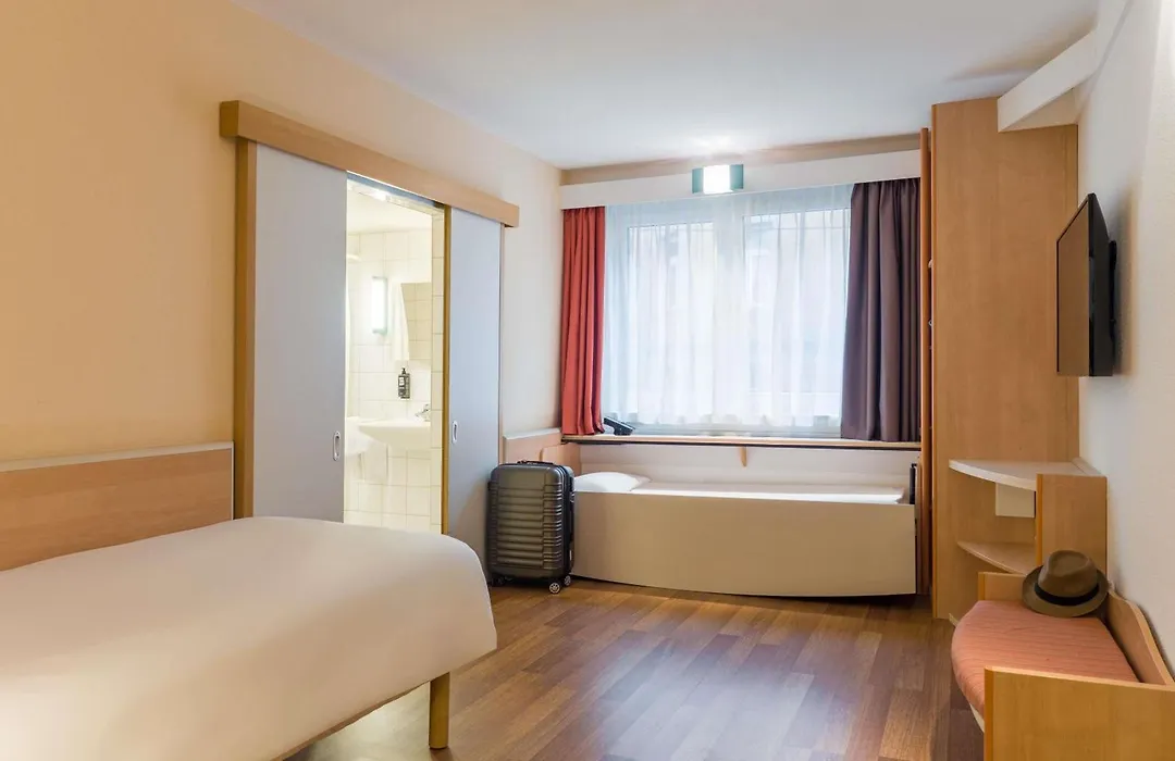 Ibis Stuttgart Centrum-1